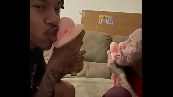 This is how you eat pussy
